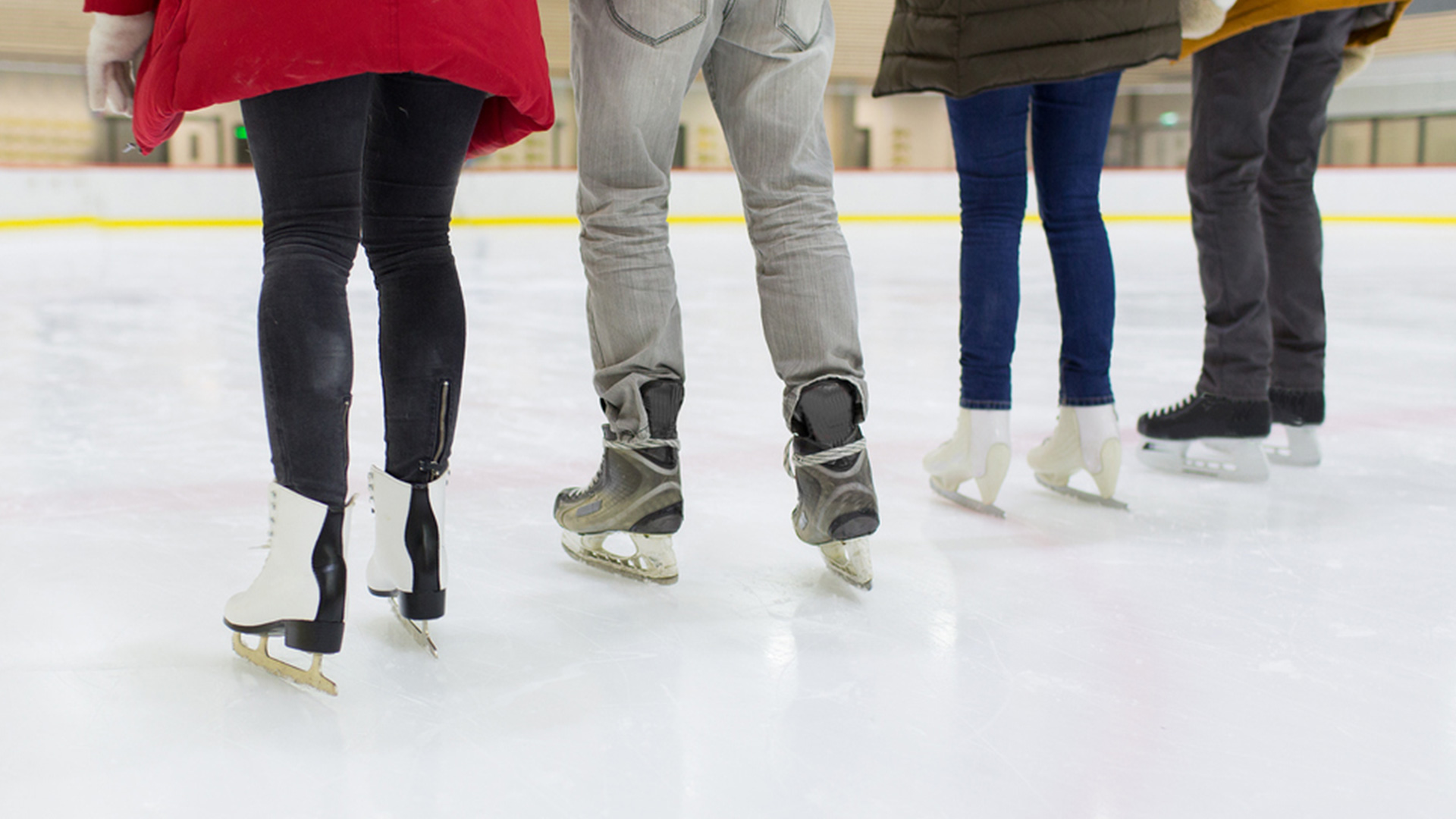 uxbridge-arena-public-skating